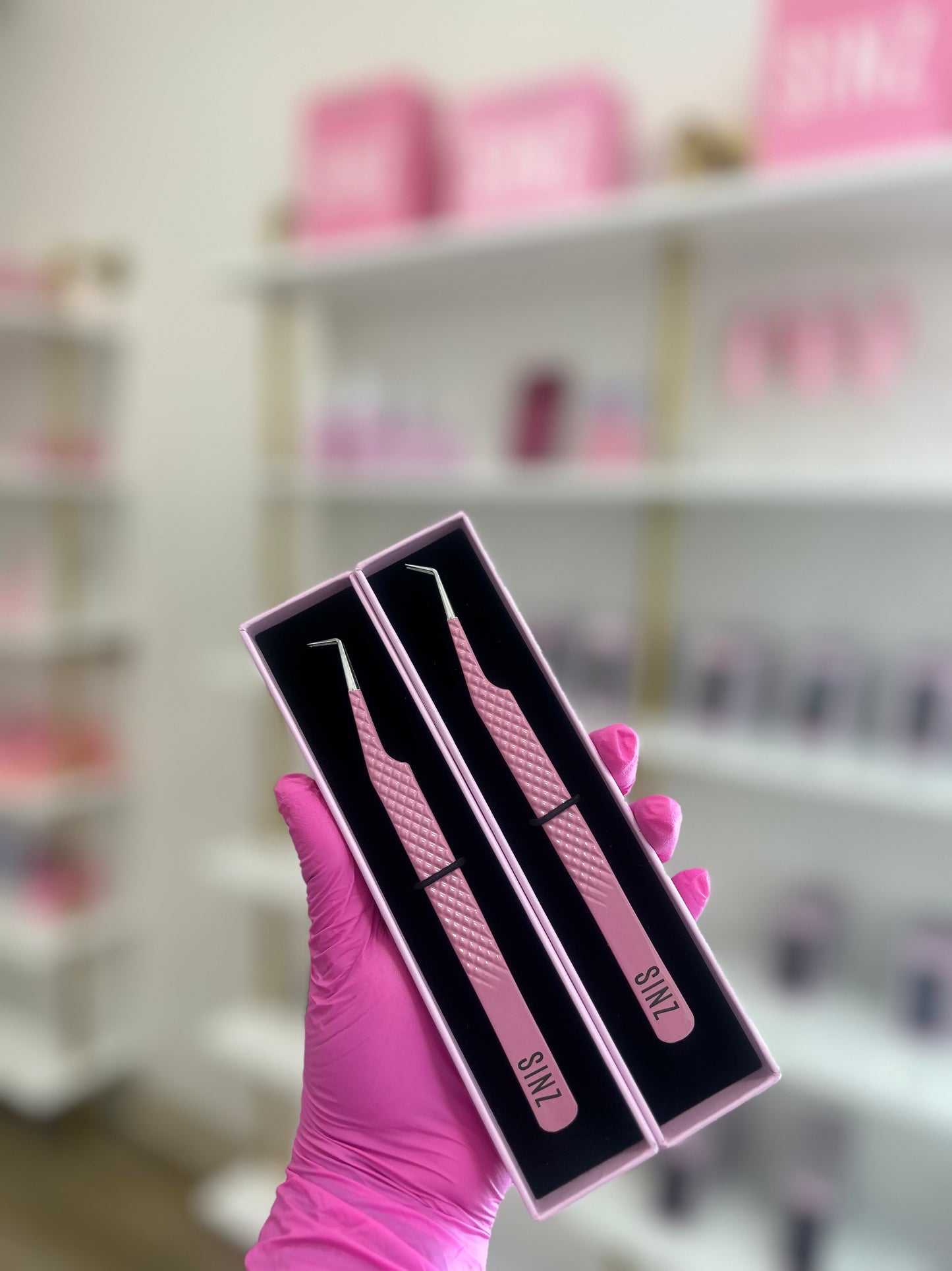 SINZ PINK BADDIE DUO TWEEZERS 😈💗 ( Fiber Tip )
